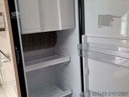 EURAMOBIL Profila T 676 EB Markise/SAT/TV/AHK/Solar/Navi