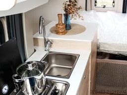 CHAUSSON Van First Line V594L Dörr Black-Edition exklusiv