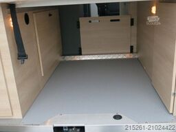WESTFALIA Dreamer D51, Festbett, 2 m Stehh. *RADIKAL REDUZ