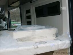 WESTFALIA Dreamer D51, Festbett, 2 m Stehh. *RADIKAL REDUZ