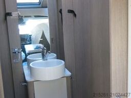 ROLLER TEAM Zefiro 266TL MR25/26 Qeens/Hubbett Raumbad Garag