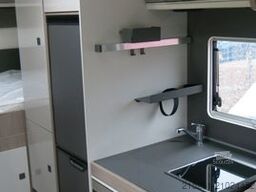 ROLLER TEAM Zefiro 295TL, MR25/26 riesiges Queerbett/Garage