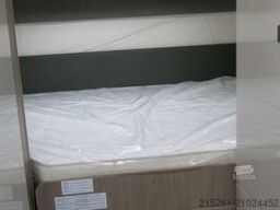 ROLLER TEAM Zefiro 295TL, MR25/26 riesiges Queerbett/Garage