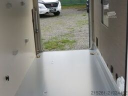 ROLLER TEAM Zefiro 285TL, MR 25, Einzel/Hubbett, 5 Sitzplätz