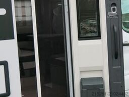 ROLLER TEAM Zefiro 285TL, MR 25, Einzel/Hubbett, 5 Sitzplätz