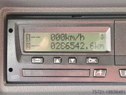 SCANIA P250 CARRIER LIFT 286TKM