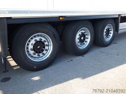 SCHMITZ CARGOBULL SKO 24/L FP 45 Multitemp/Doppelst./LBW 3to./Lift