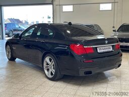 BMW 740dxDrive M Sport Paket *Glasdach*SoftClose*HUD