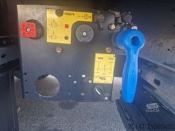 SCHMITZ CARGOBULL 3-Achs Tautliner Liftachse Edscha Lasi Code XL