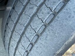 MERCEDES-BENZ Axor 1833 LBW Schwenkwand Koffer