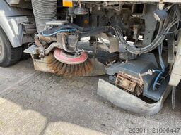 MERCEDES-BENZ Atego 1518 Bucher Schörling Cityfant60