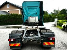 MERCEDES-BENZ Arocs 2142 4x4 Zugmaschine Euro 6 Bj 2017