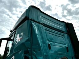 MERCEDES-BENZ Arocs 2142 4x4 Zugmaschine Euro 6 Bj 2017