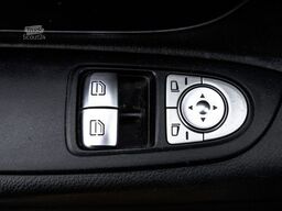 MERCEDES-BENZ Vito L1H1 4x4 | 160PK | Automaat | Airco | Trekh