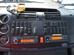 MERCEDES-BENZ Atego 1523 Abschlepper Kran / Bergearm / Brille