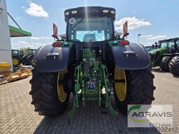 John Deere 6215 R