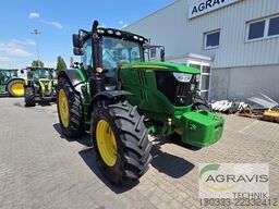 John Deere 6215 R