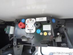 Kögel S24 refrigerator semi-trailer / 2023 / C