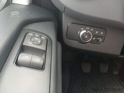 Mercedes-Benz Sprinter III FWD 215 CDI FRISCHEDIENST 0°NEU RFK A