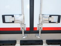 SCHMITZ CARGOBULL SKO 24/FP 45 cool /V7 / DOPPELSTOCK/DRP/ 1550