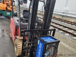 Manitou ME 425 C 2,5 t Elektro