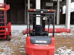 Manitou ME 425 C 2,5 t Elektro