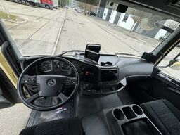 Mercedes-Benz Atego 923L 4-Fleisch-Rohrbahnen TK T-600