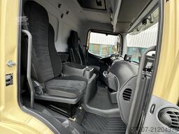 Mercedes-Benz Atego 923L 4-Fleisch-Rohrbahnen TK T-600