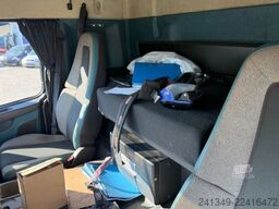 VOLVO FM-500 8x4 HMF5030 Flyjib & Troil