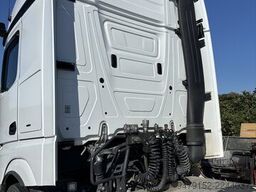 Mercedes-Benz Actros 1851 LS