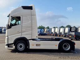 Volvo FH 13.500 Globetrotter XL 4x2 - NEW- I parkcool...