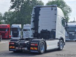 Volvo FH 13.500 Globetrotter XL 4x2 - NEW- I parkcool...