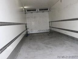 DAF LF 210 + EURO 6 + LIFT