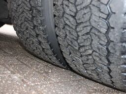 DAF LF 210 + EURO 6 + LIFT