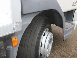 DAF LF 210 + EURO 6 + LIFT