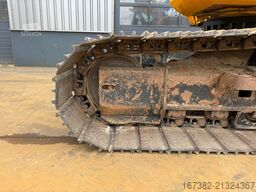 JCB JS220 LC Semi Long Reach - 10 meter