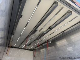 MERCEDES-BENZ ACTROS 1846 L Getränke 5,20 m LBW 2 T*LASI*ADR