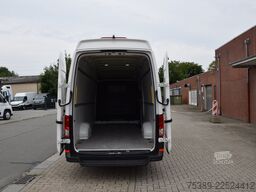 MAN TGE  Kasten 3.140 extralang Superhochdach LED