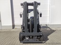 Linde E35L-01/1252 (Lack und SE-Bereifung NEU)