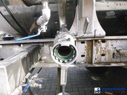 Burg Chemical tank inox L4BH 32.5 m3 / 3 comp