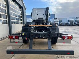 Mercedes-Benz Arocs 1736 AK 4x4 Chassis Cabin