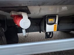 DAF LF 16.260 Tiefkühlkoffer mit Ladebordwand