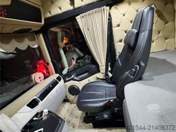 Scania R540 6x2 tractor unit. Stiholt body.