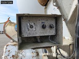Mercedes Actros 3236 8X4 9m3 Liebherr 3-Pedals Steelsusp...