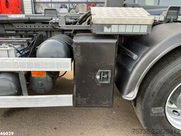 Renault Kerax 460 8x4 Palfinger 16 Tonmeter laadkraan