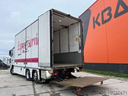 Mercedes-Benz Actros 2545 6x2*4 BOX L=7445 mm