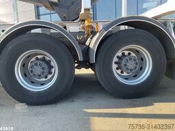 DAF FAD XF 530 8x4 Holzkran