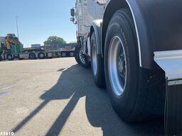 DAF FAD XF 530 8x4 Holzkran