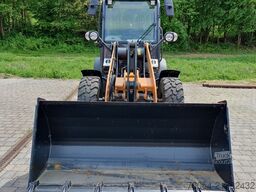 CASE 121F Radlader Herstellergarantie E00580