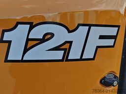 CASE 121F Radlader Herstellergarantie E00580